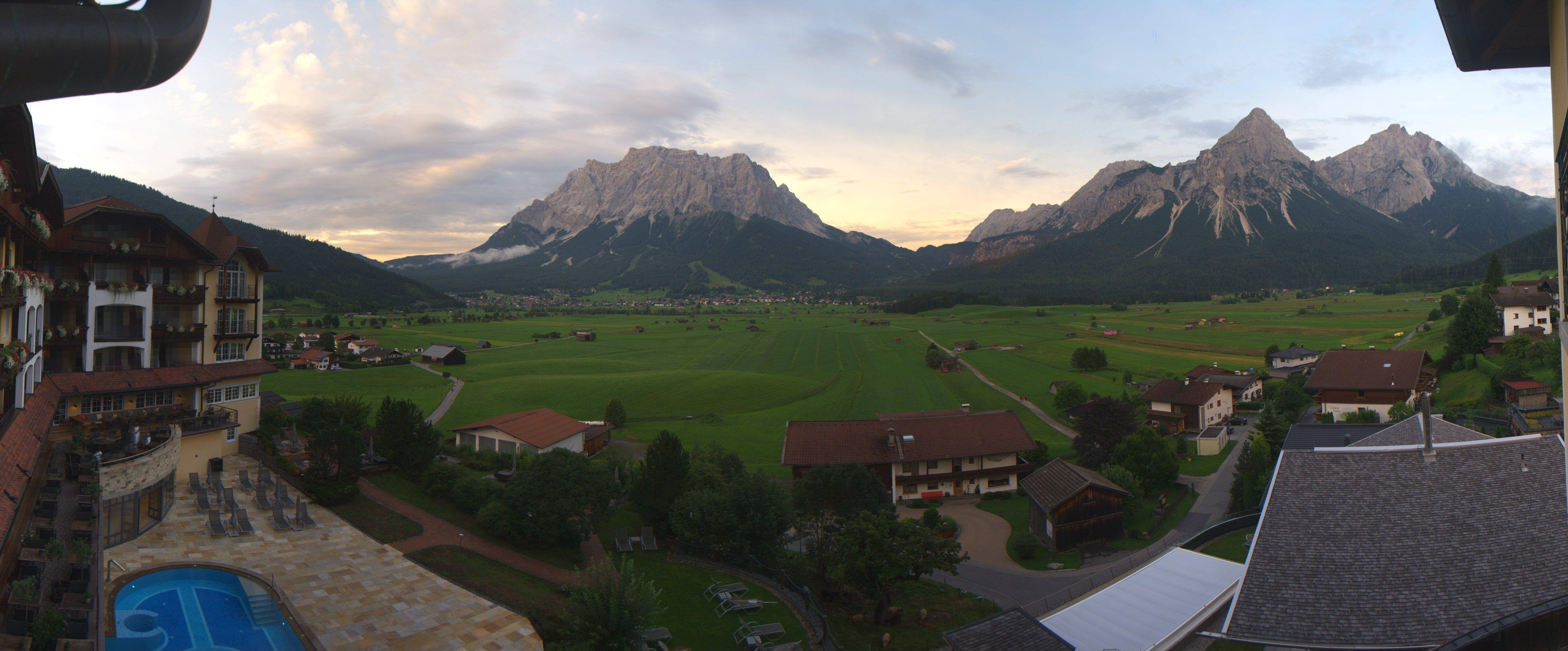 Archiv Foto Webcam Panoramablick Zugspitze