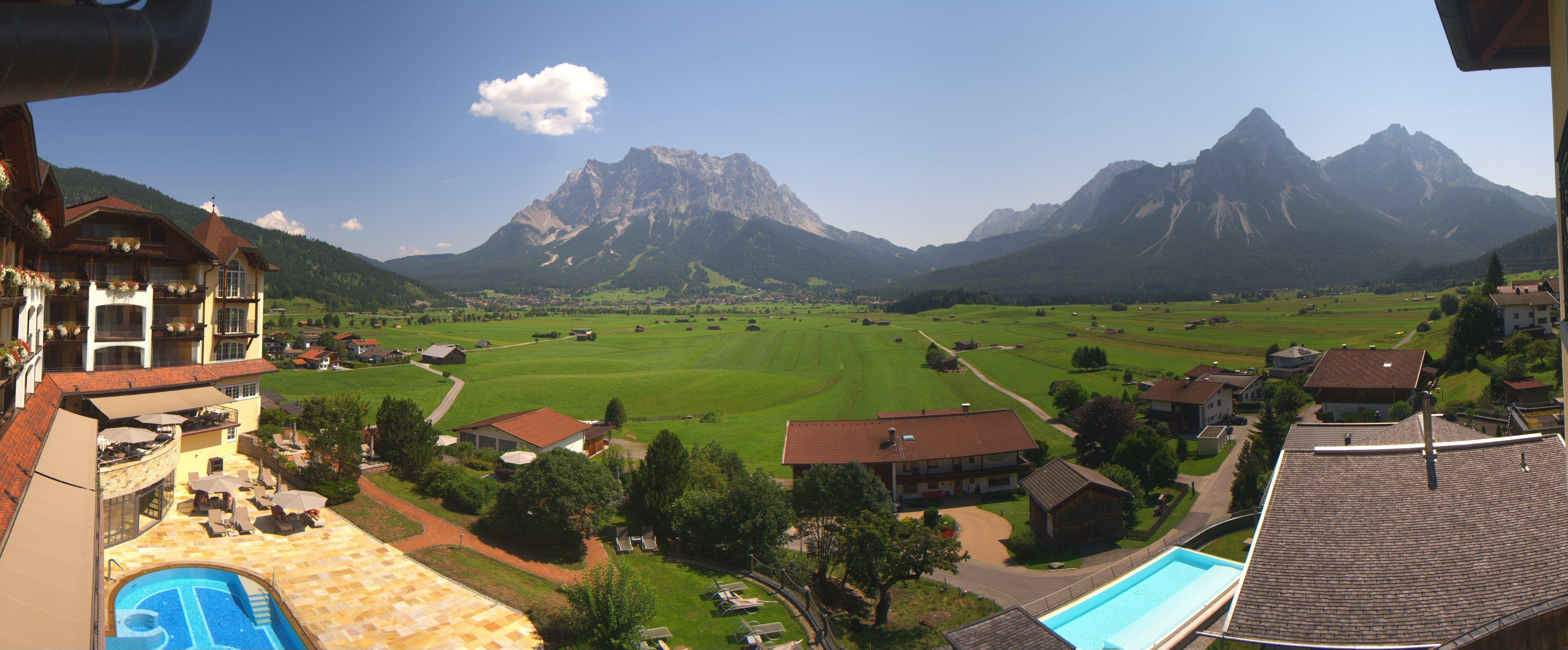 Archived image Webcam Panoramic view Hotel Post Lermoos