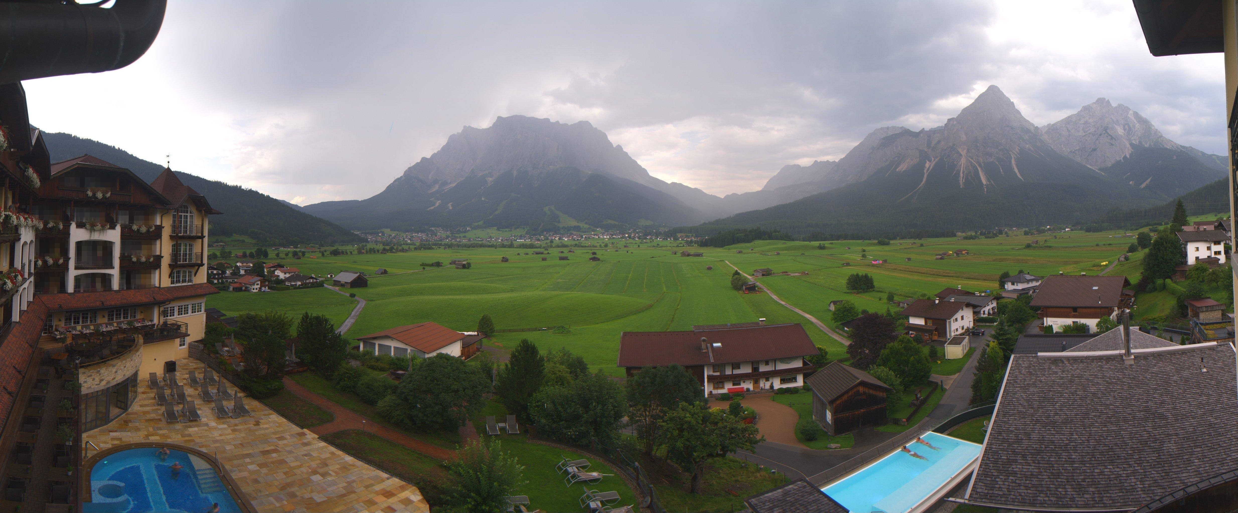 Archived image Webcam Panoramic view Hotel Post Lermoos