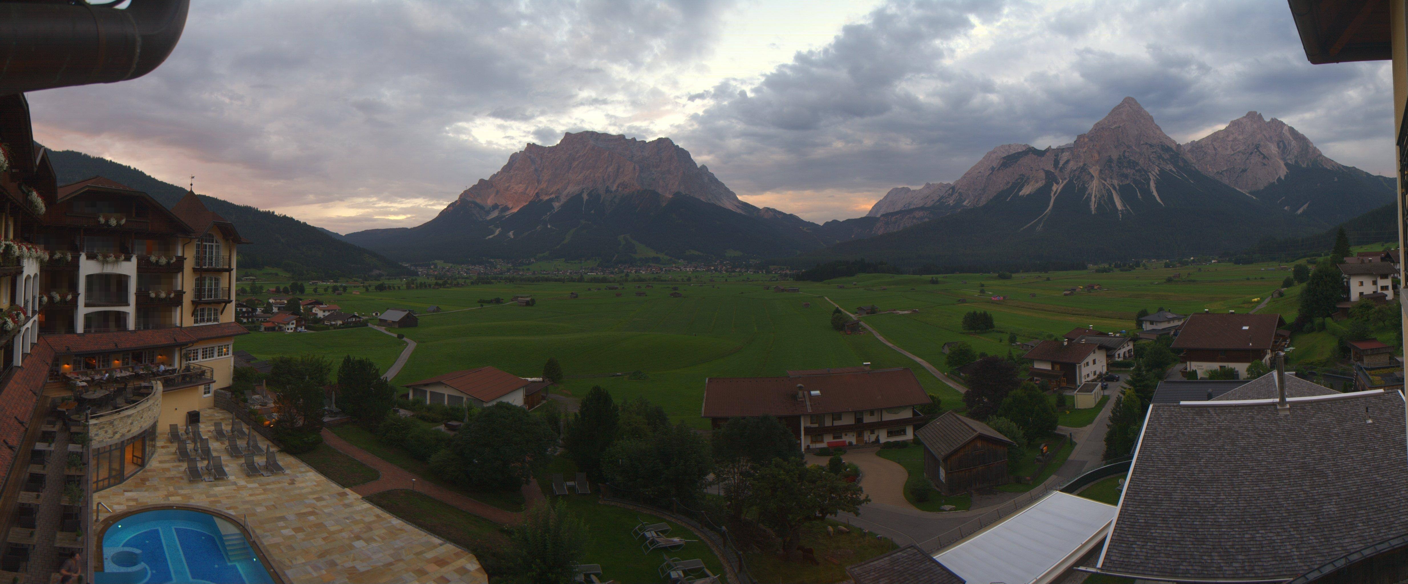 Archived image Webcam Panoramic view Hotel Post Lermoos