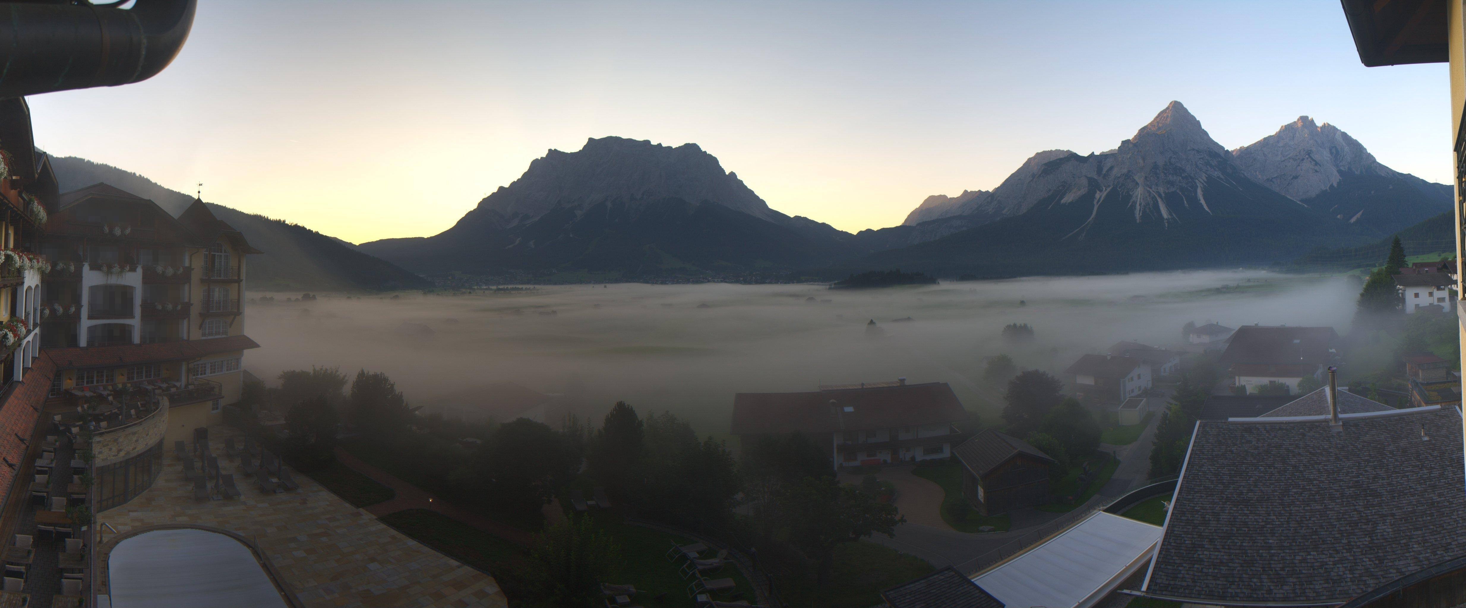 Archiv Foto Webcam Panoramablick Zugspitze