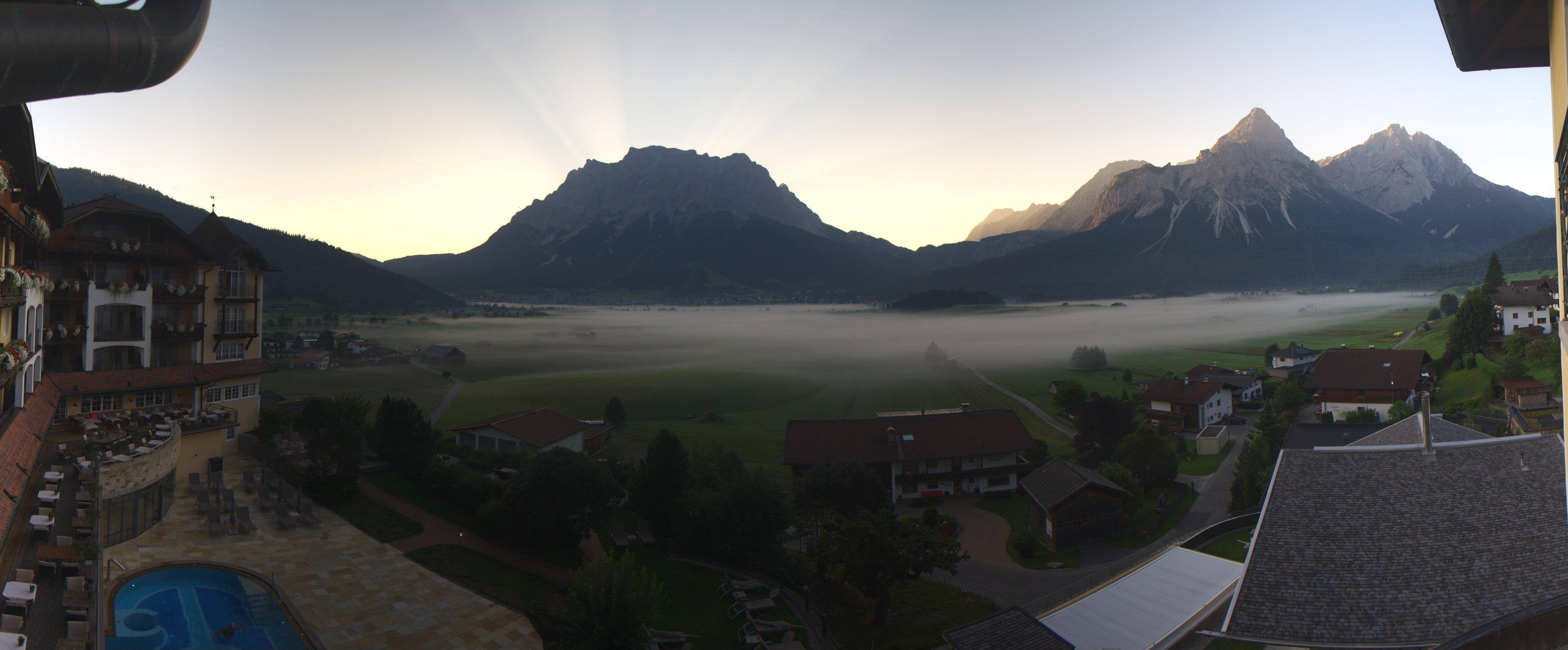 Archived image Webcam Panoramic view Hotel Post Lermoos