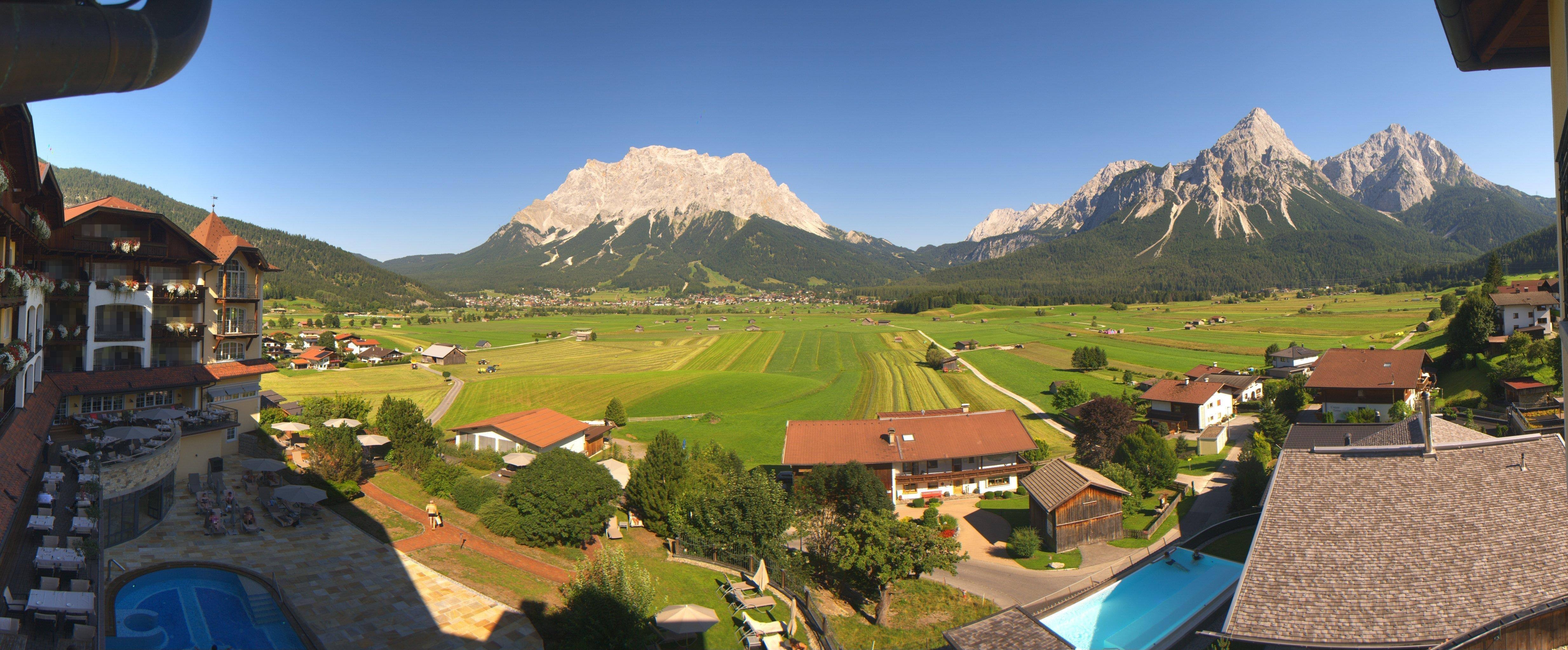 Archiv Foto Webcam Panoramablick Zugspitze