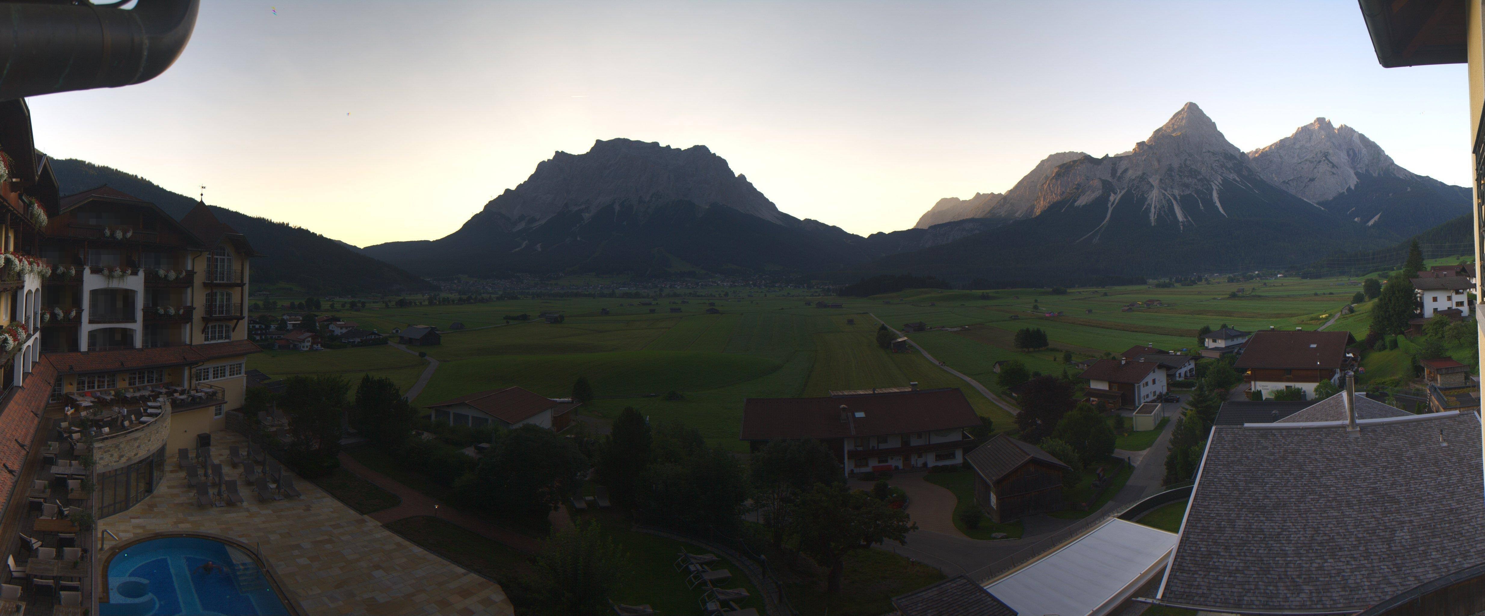 Archiv Foto Webcam Panoramablick Zugspitze