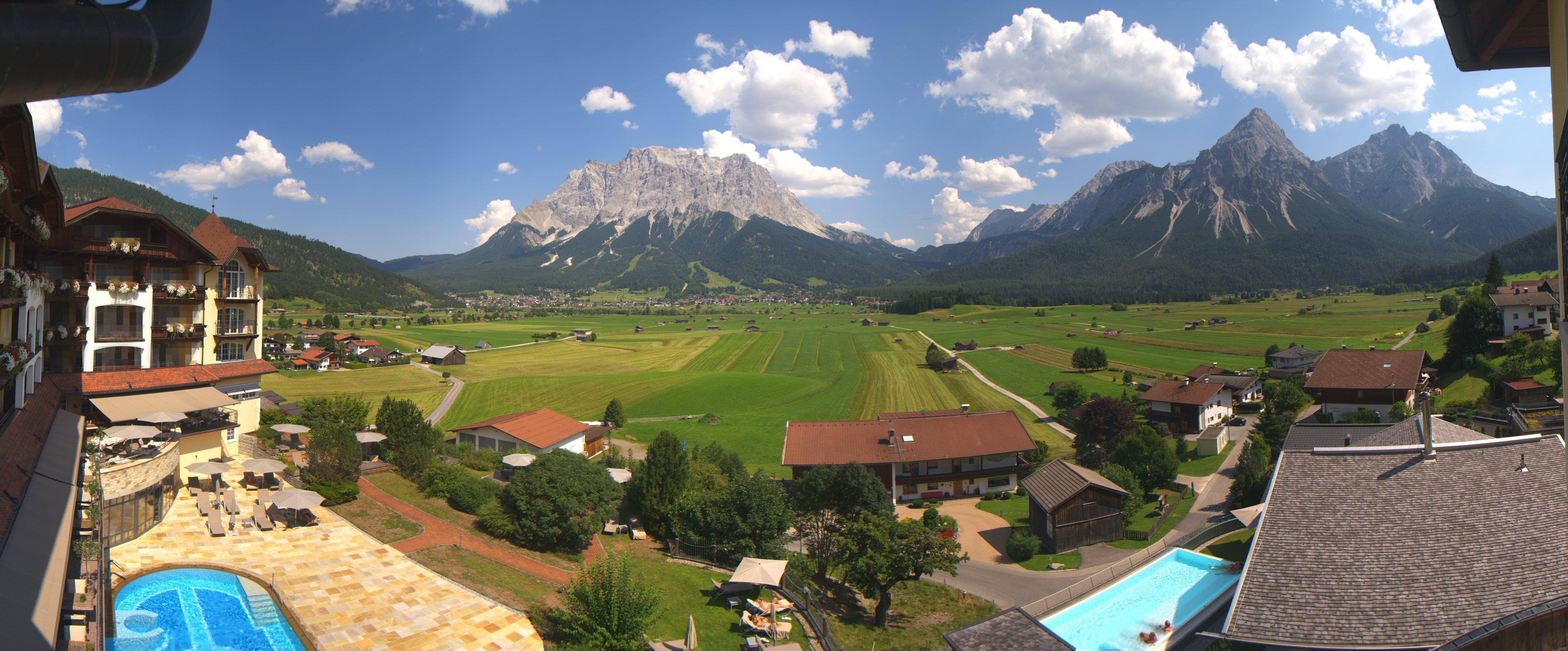 Archiv Foto Webcam Panoramablick Zugspitze