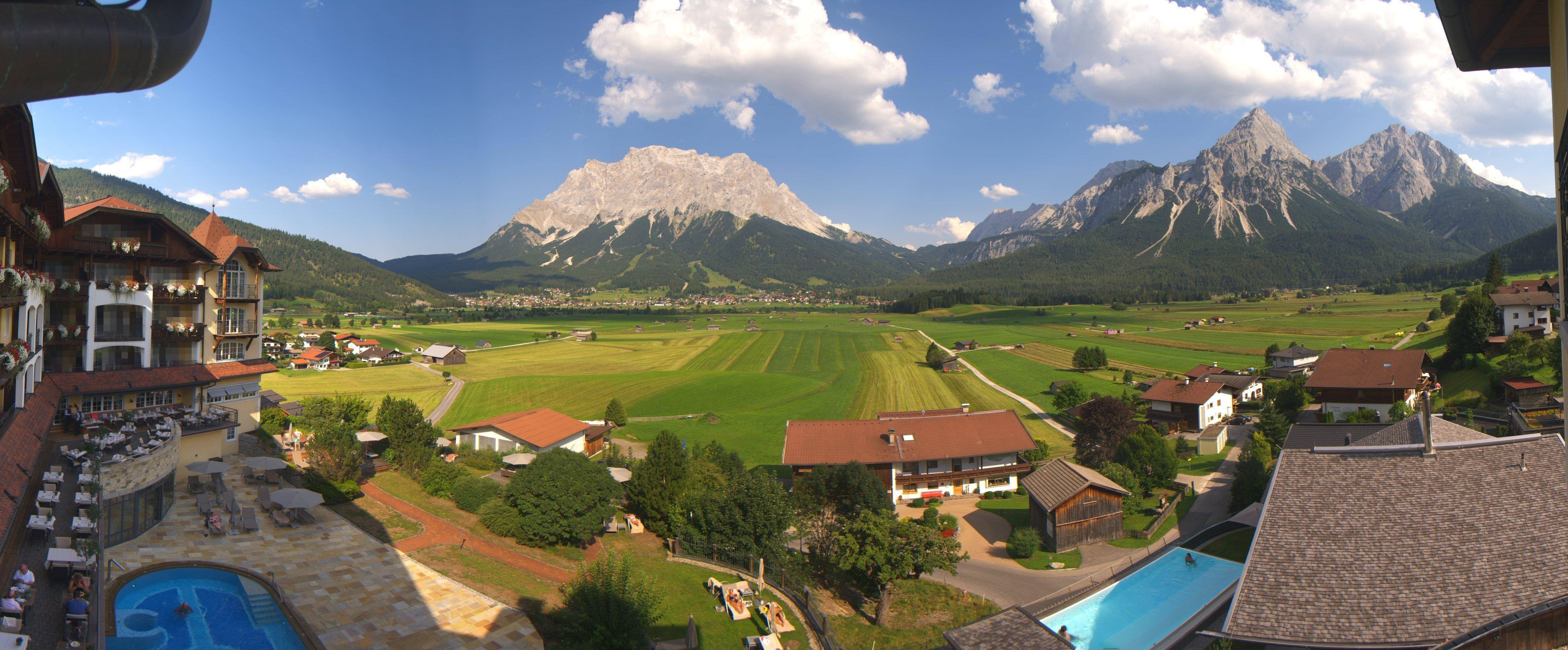 Archiv Foto Webcam Panoramablick Zugspitze
