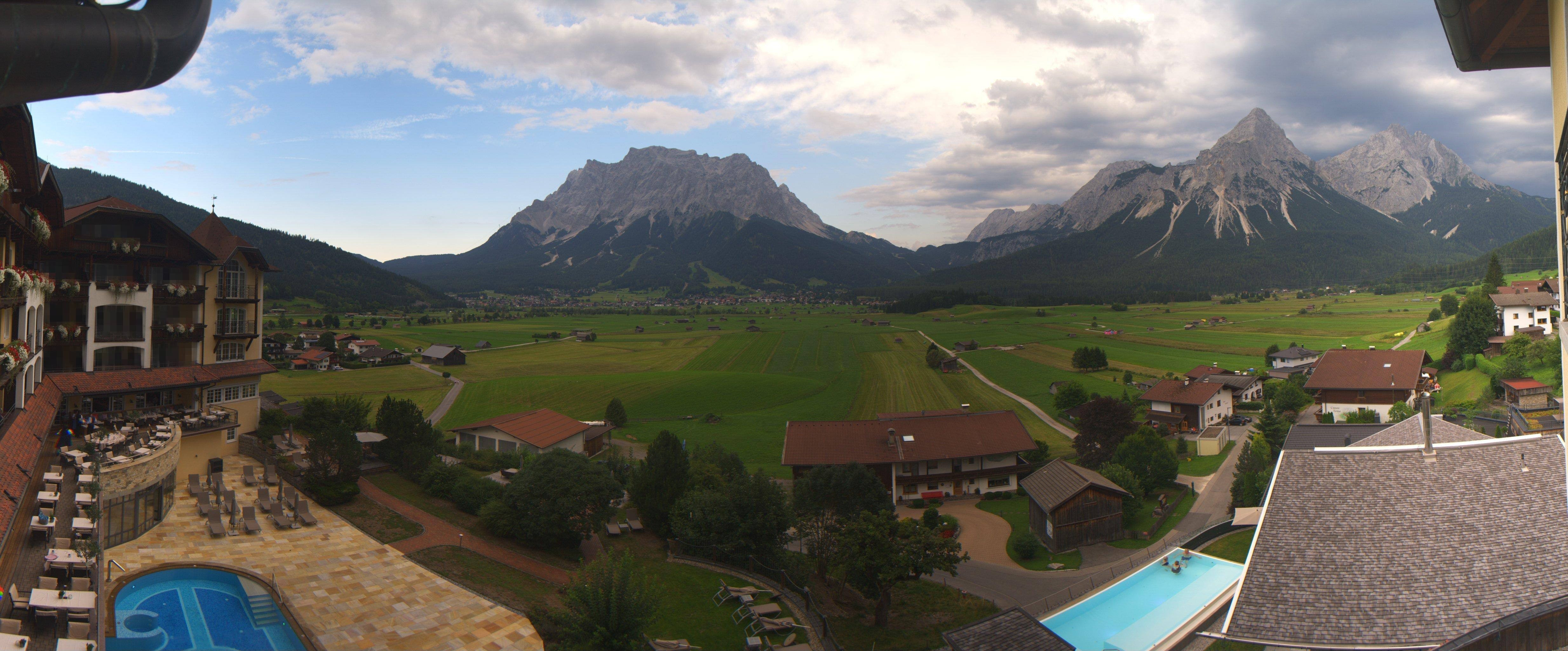 Archiv Foto Webcam Panoramablick Zugspitze