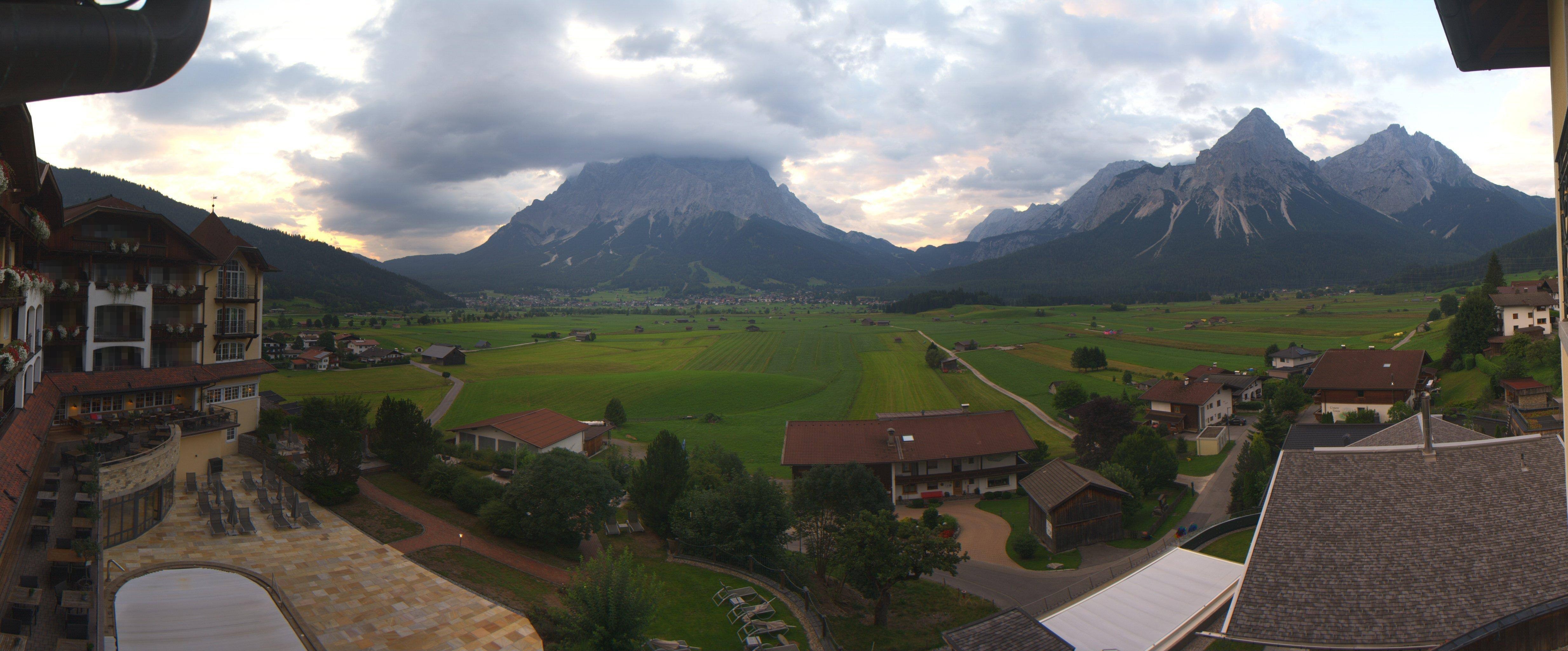 Archived image Webcam Panoramic view Hotel Post Lermoos