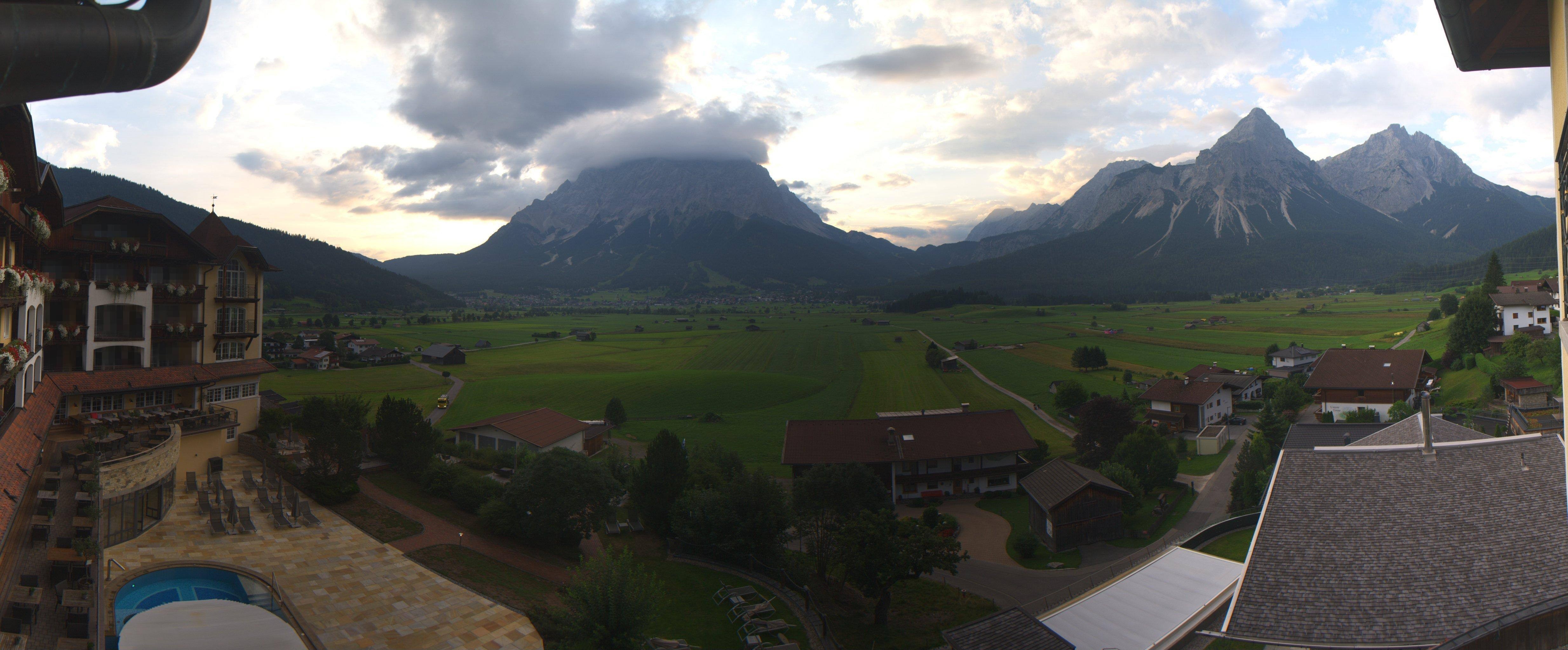 Archived image Webcam Panoramic view Hotel Post Lermoos