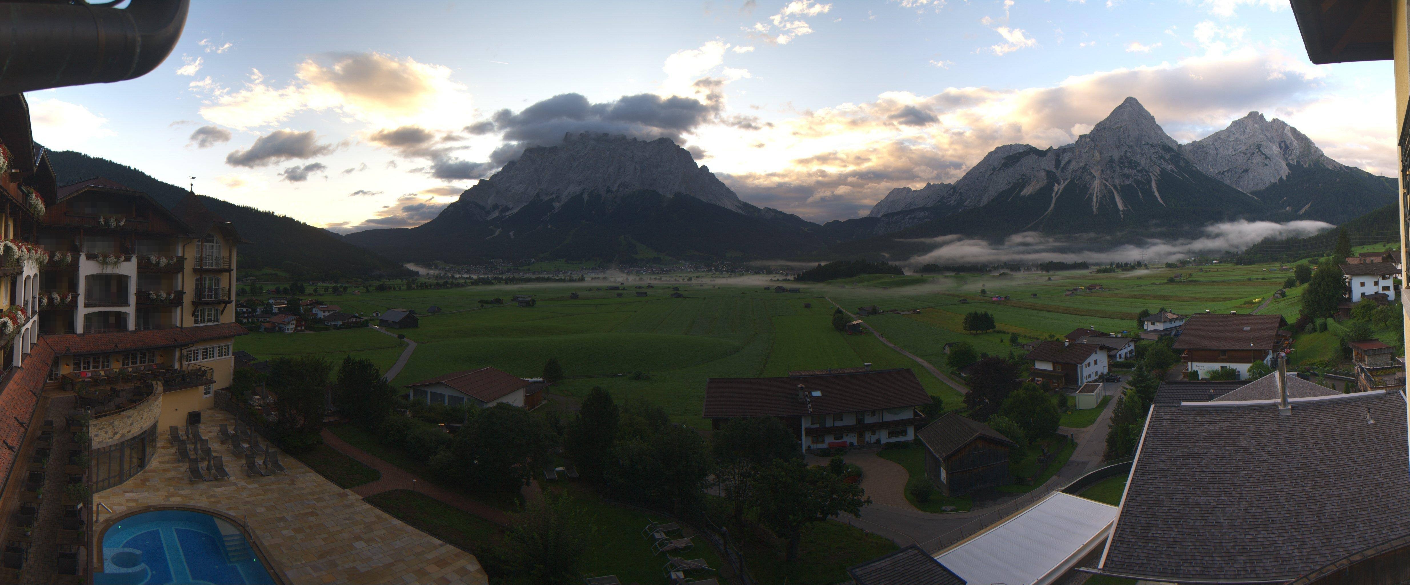 Archiv Foto Webcam Panoramablick Zugspitze