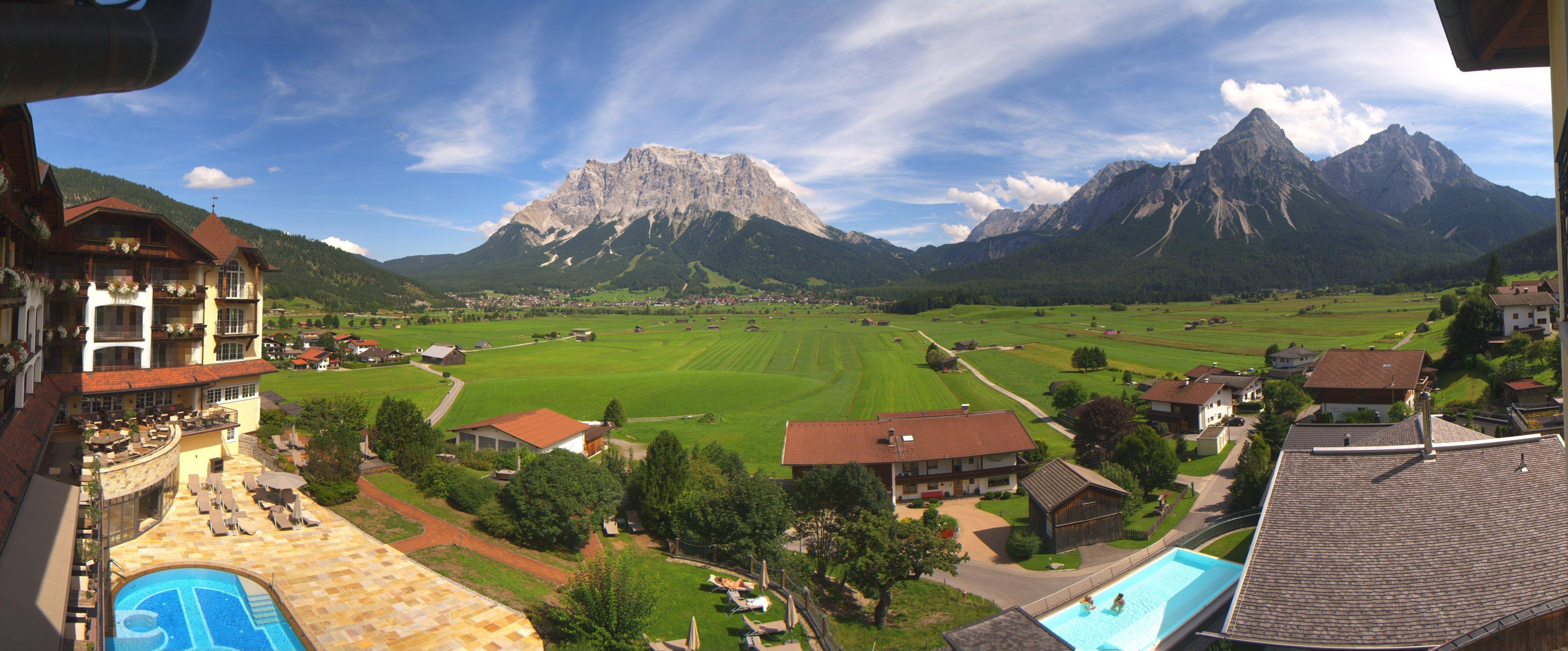 Archiv Foto Webcam Panoramablick Zugspitze