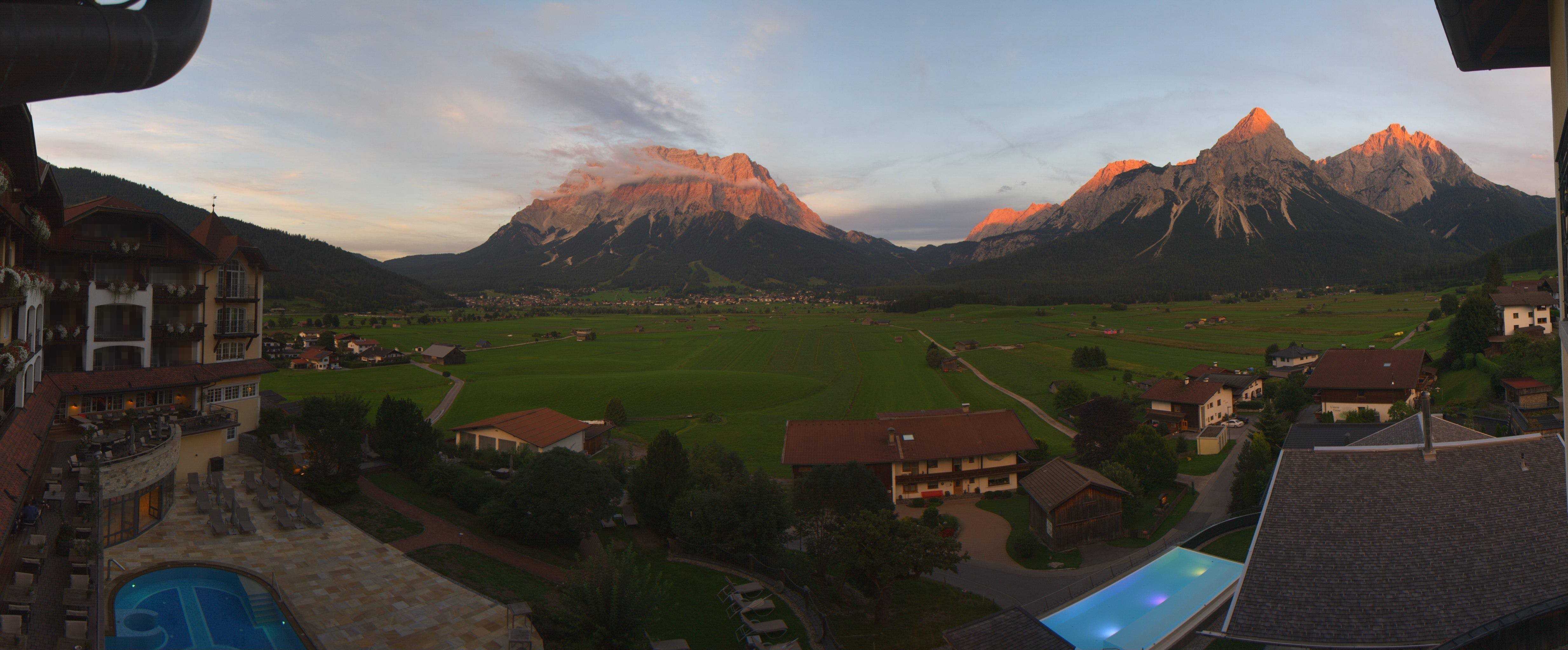 Archiv Foto Webcam Panoramablick Zugspitze