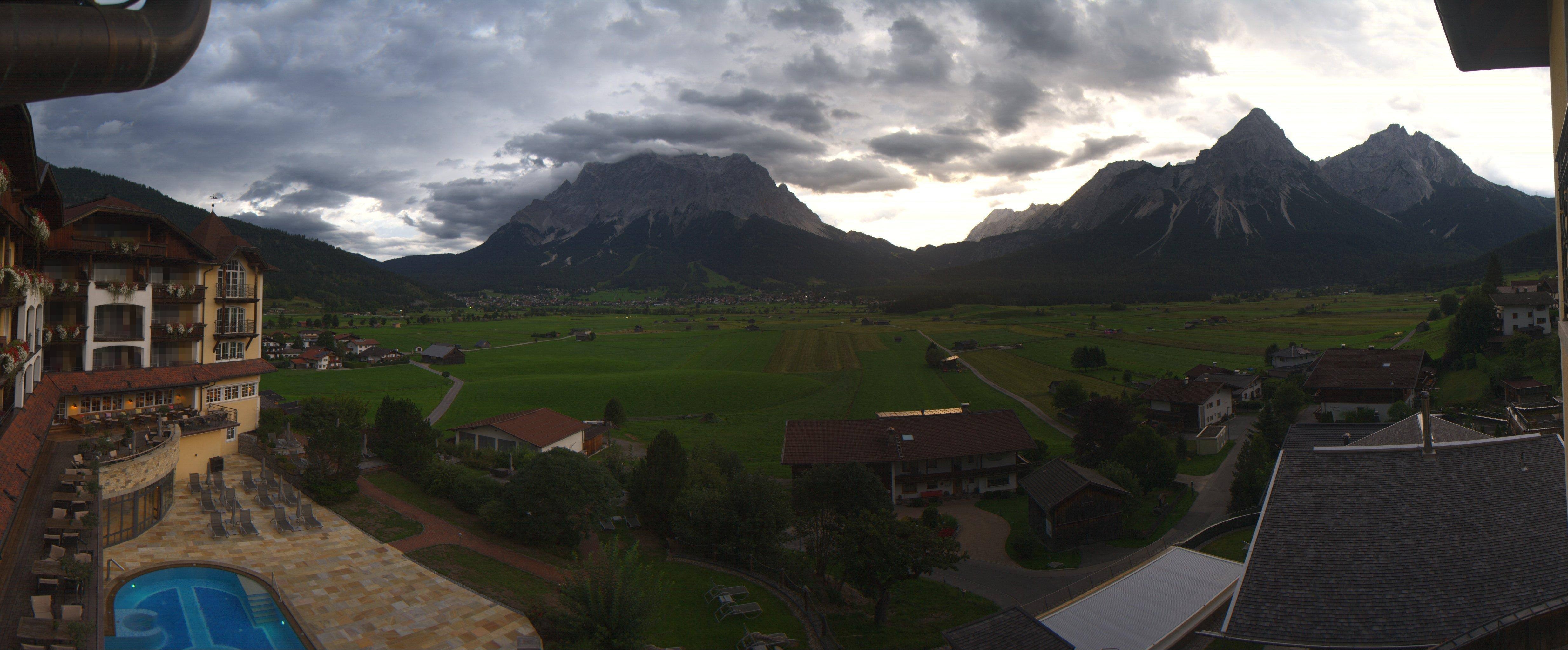 Archived image Webcam Panoramic view Hotel Post Lermoos