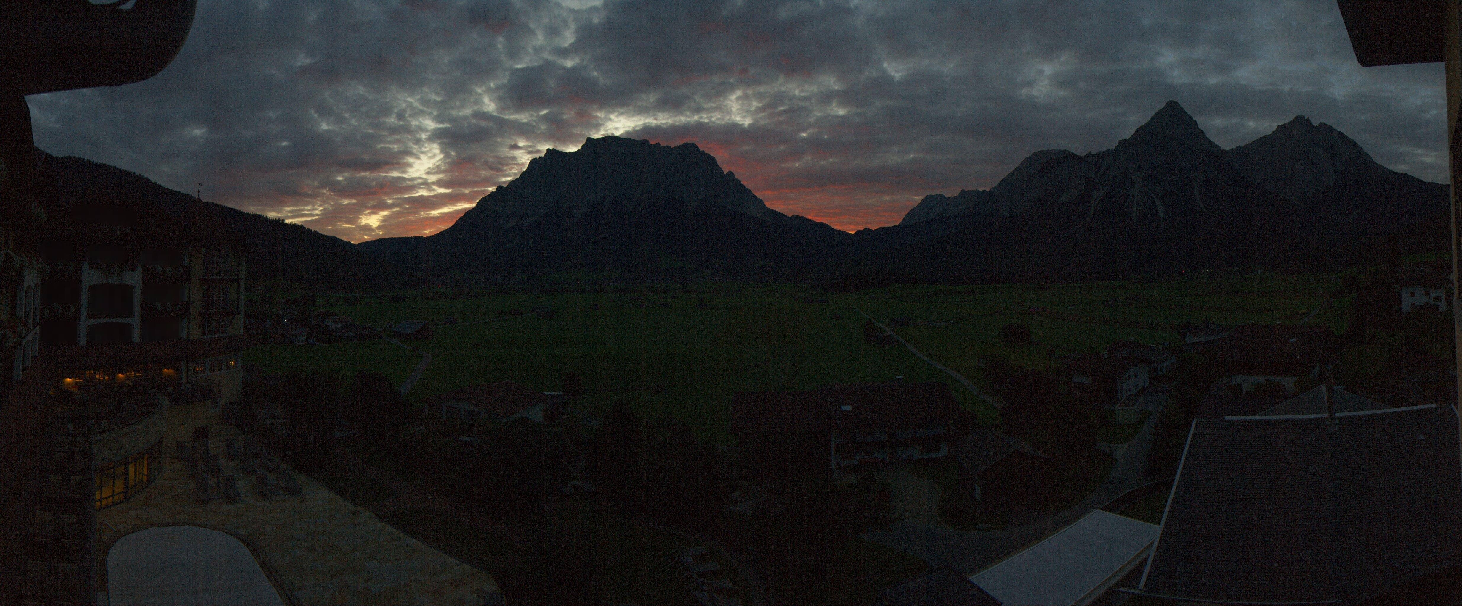 Archiv Foto Webcam Panoramablick Zugspitze