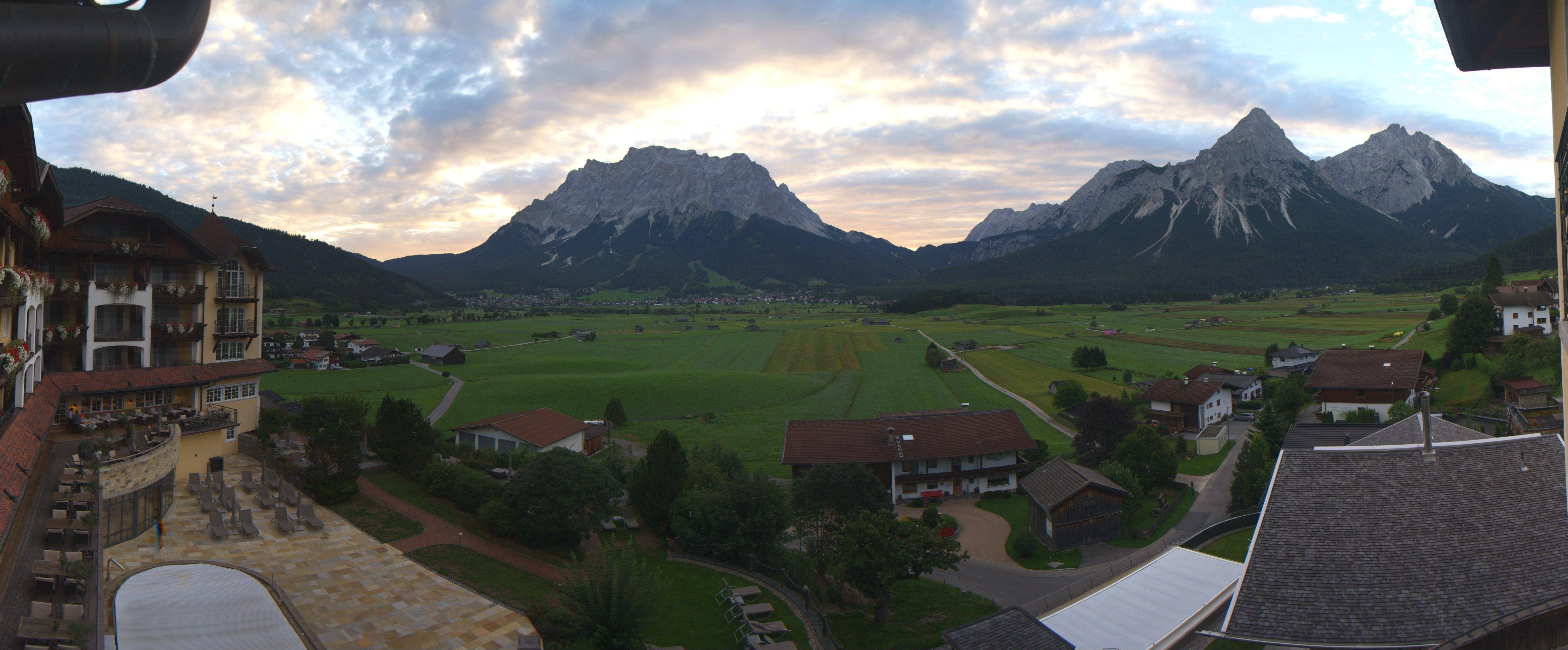 Archiv Foto Webcam Panoramablick Zugspitze