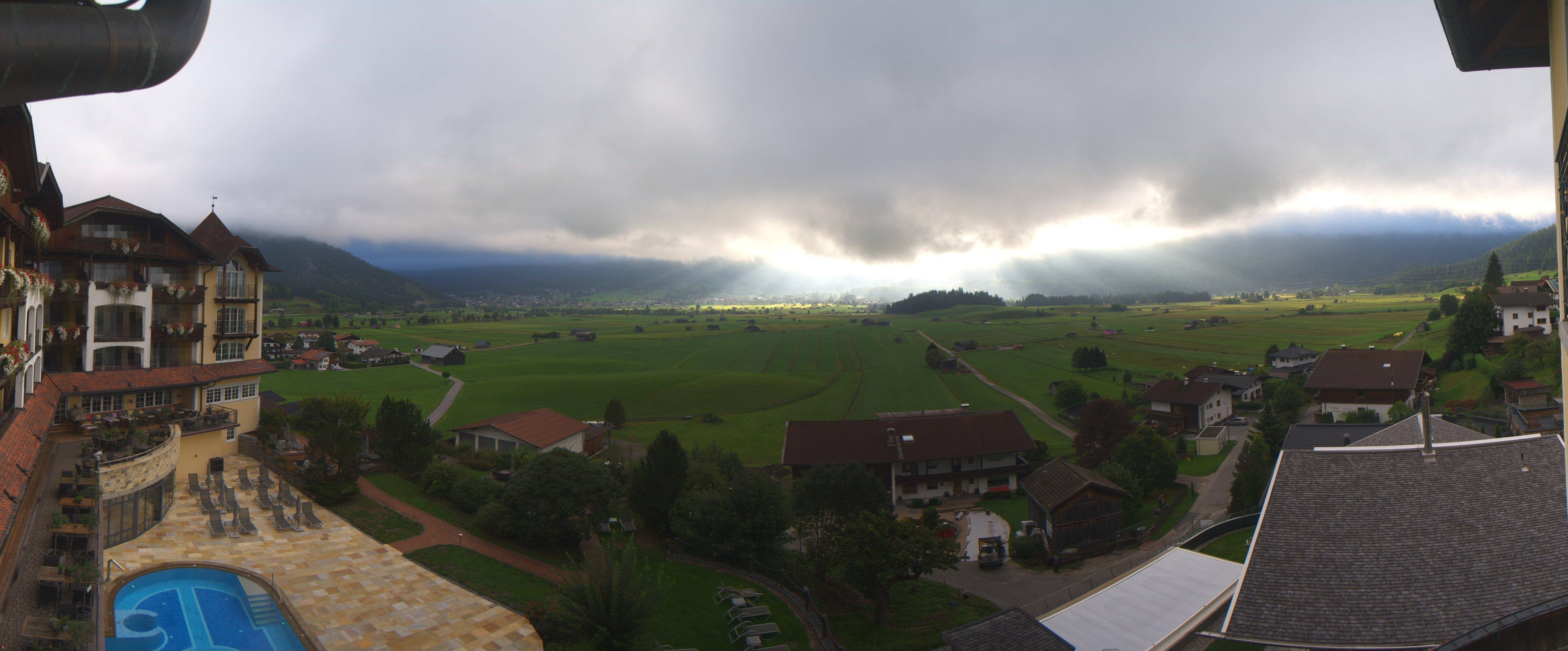 Archived image Webcam Panoramic view Hotel Post Lermoos