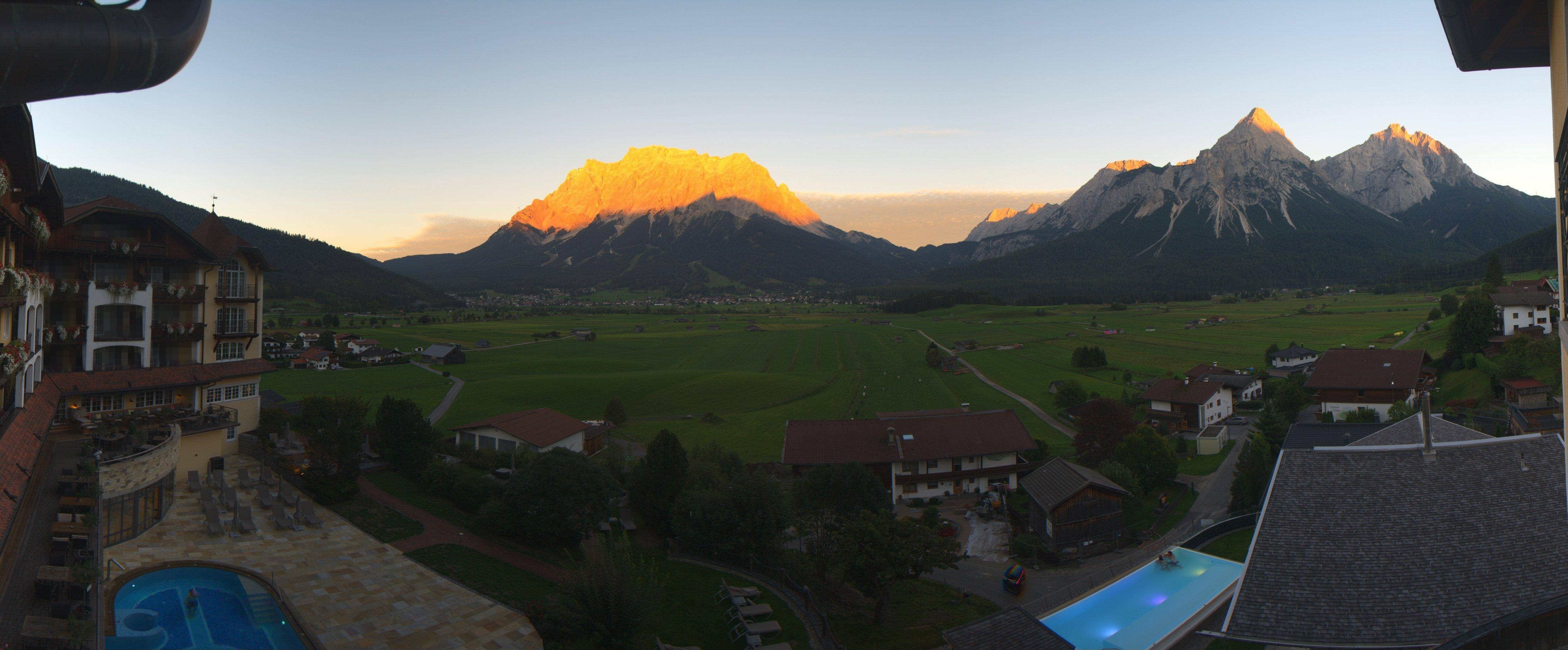 Archiv Foto Webcam Panoramablick Zugspitze
