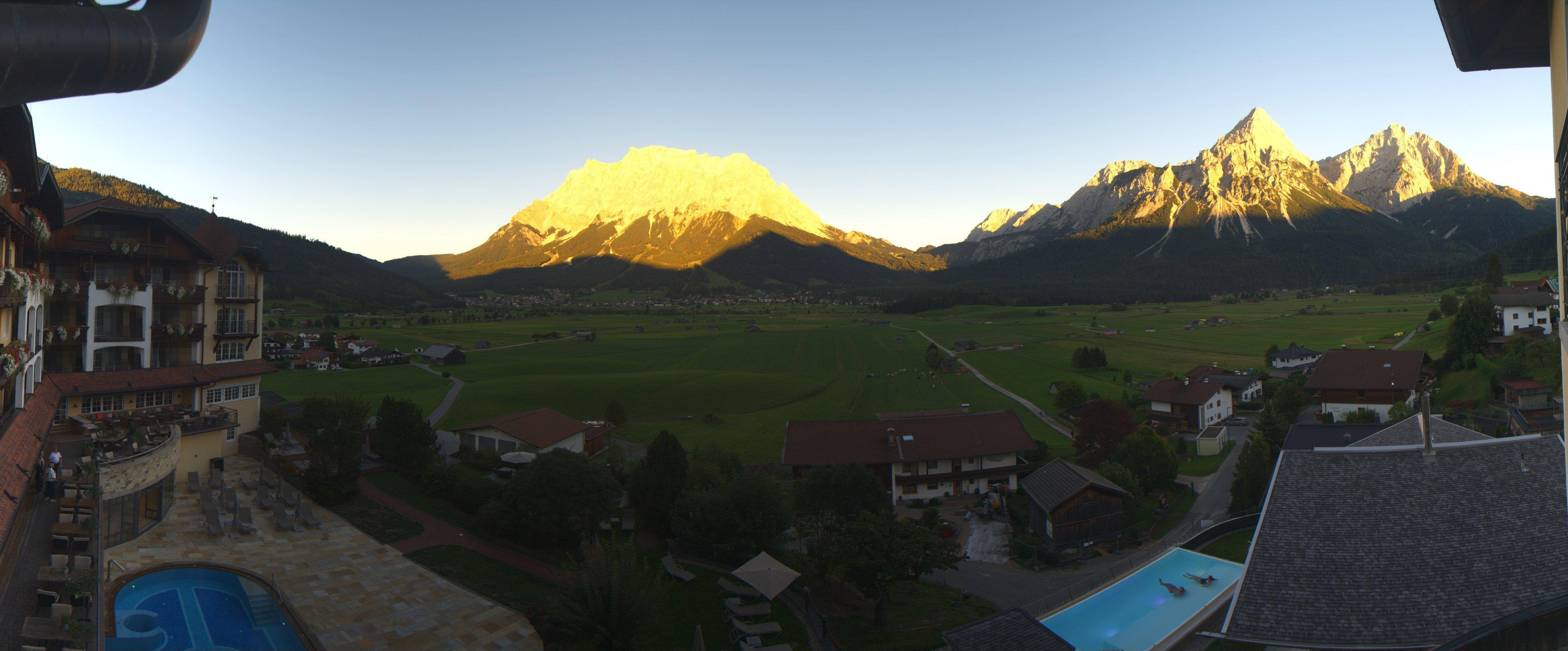 Archiv Foto Webcam Panoramablick Zugspitze