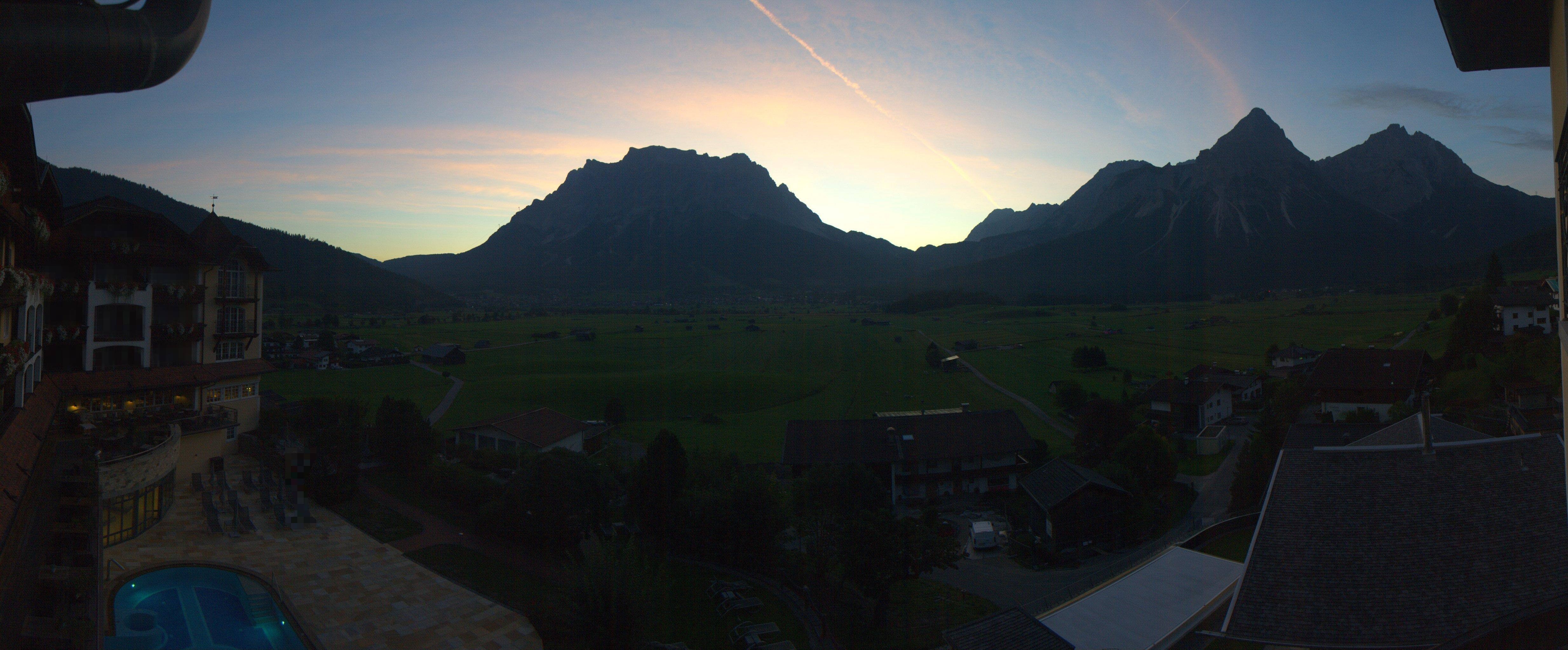 Archiv Foto Webcam Panoramablick Zugspitze
