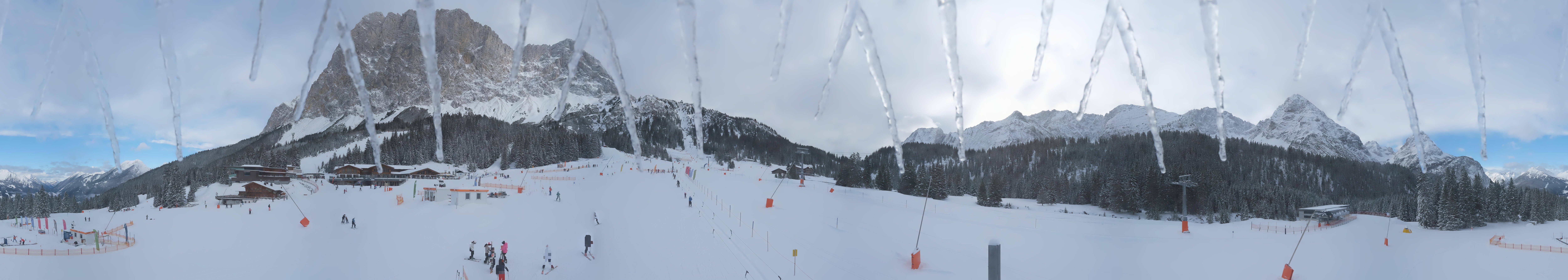 Archived image Webcam Panoramic view Ehrwalder Alm