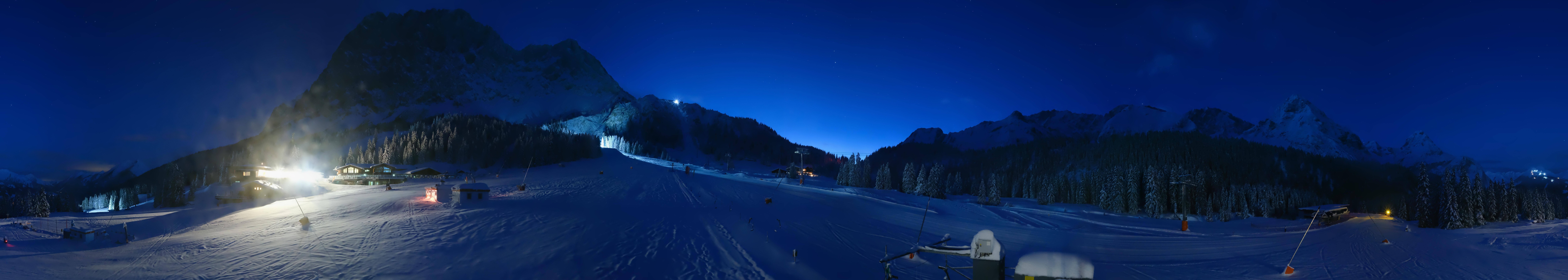 Archived image Webcam Panoramic view Ehrwalder Alm