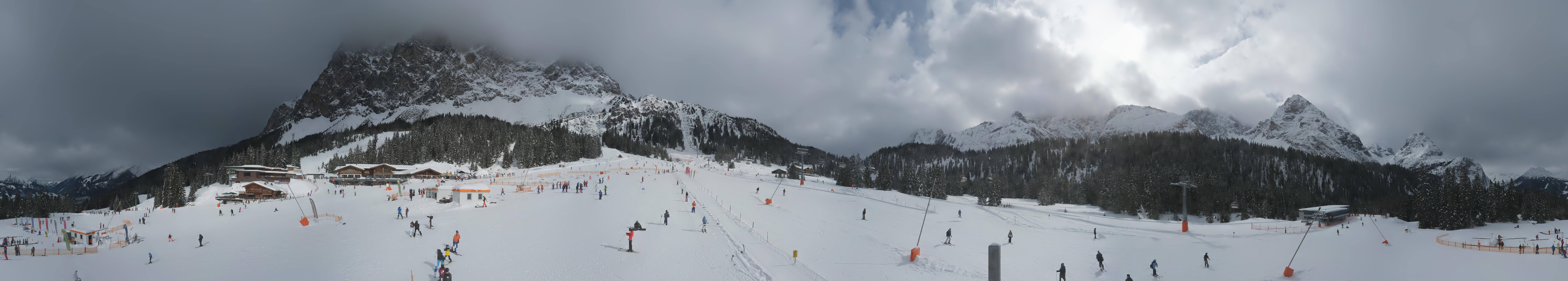 Archived image Webcam Panoramic view Ehrwalder Alm