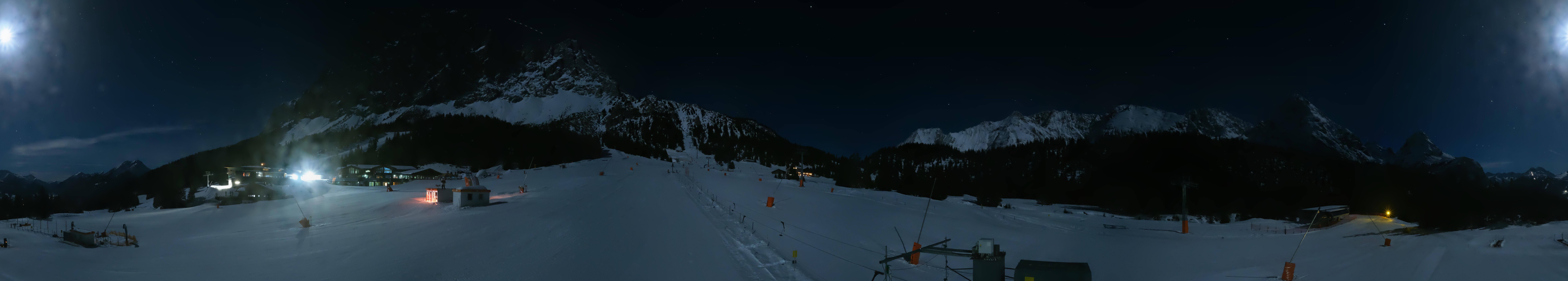Archived image Webcam Panoramic view Ehrwalder Alm
