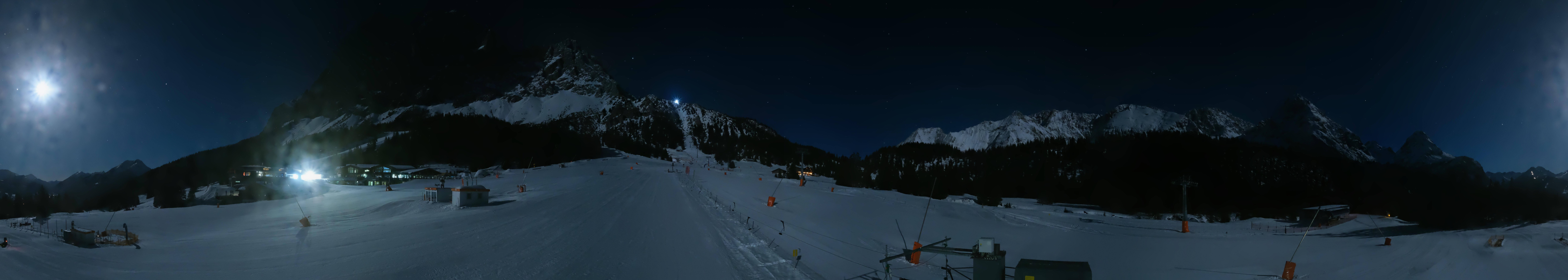 Archived image Webcam Panoramic view Ehrwalder Alm