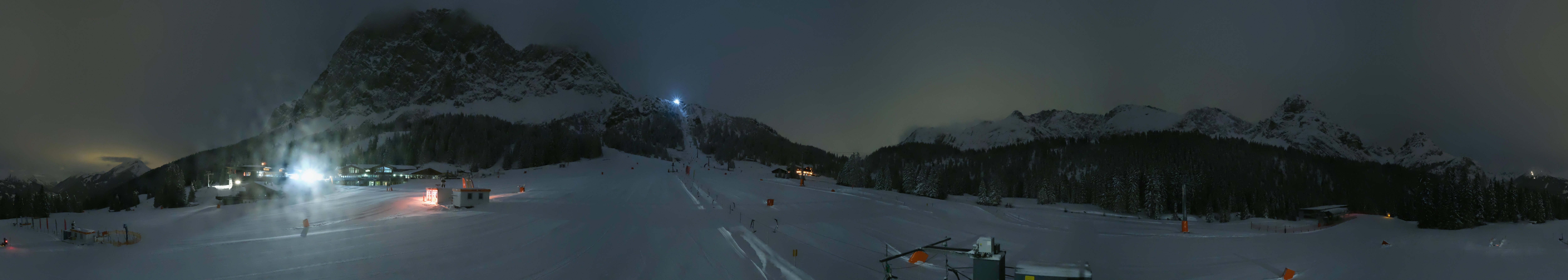 Archived image Webcam Panoramic view Ehrwalder Alm