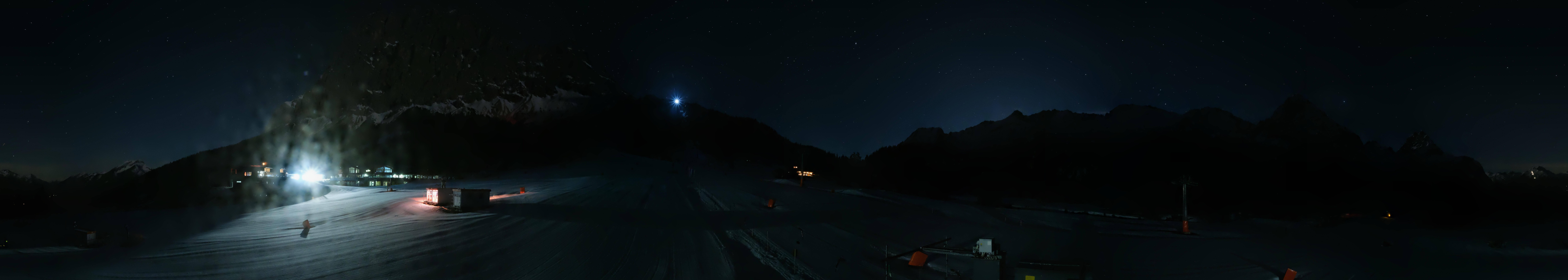 Archived image Webcam Panoramic view Ehrwalder Alm