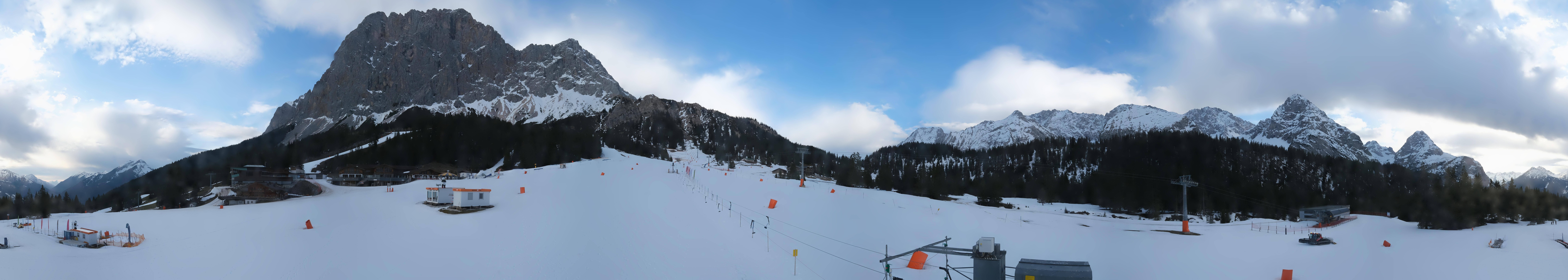 Archived image Webcam Panoramic view Ehrwalder Alm