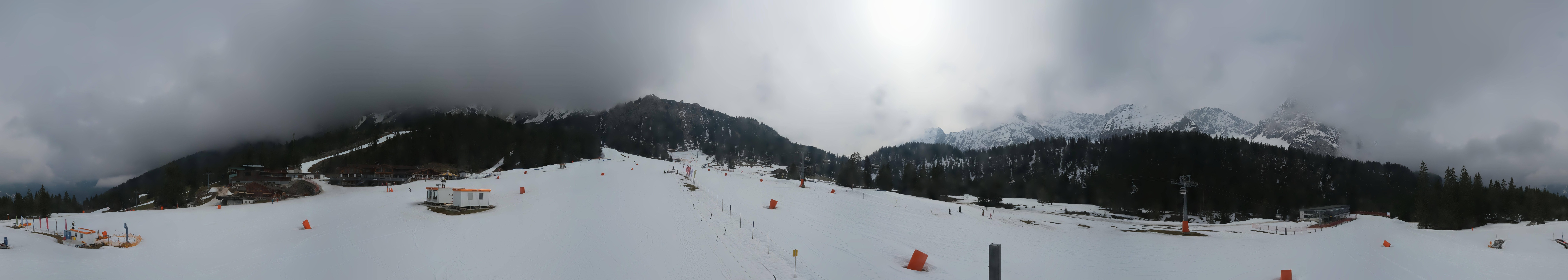 Archived image Webcam Panoramic view Ehrwalder Alm