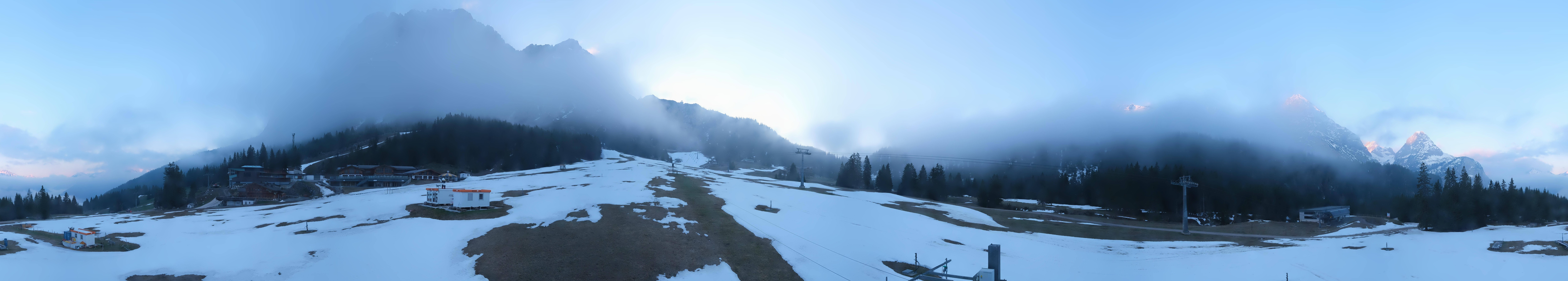 Archived image Webcam Panoramic view Ehrwalder Alm