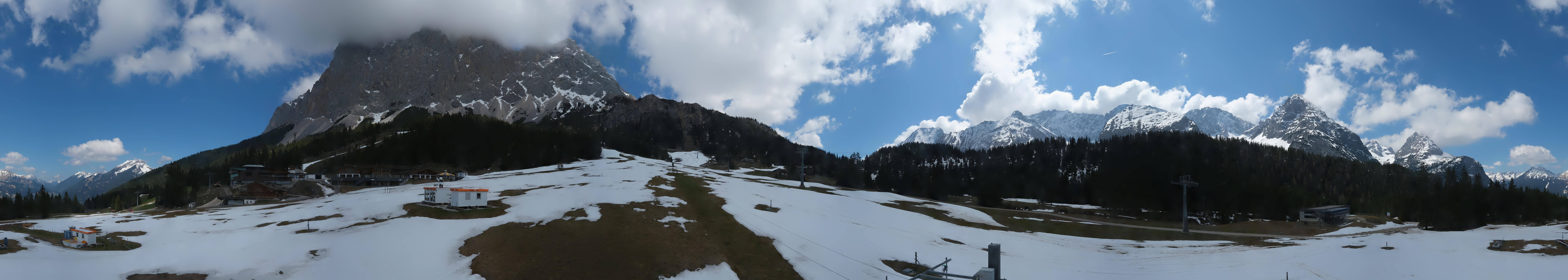Archived image Webcam Panoramic view Ehrwalder Alm
