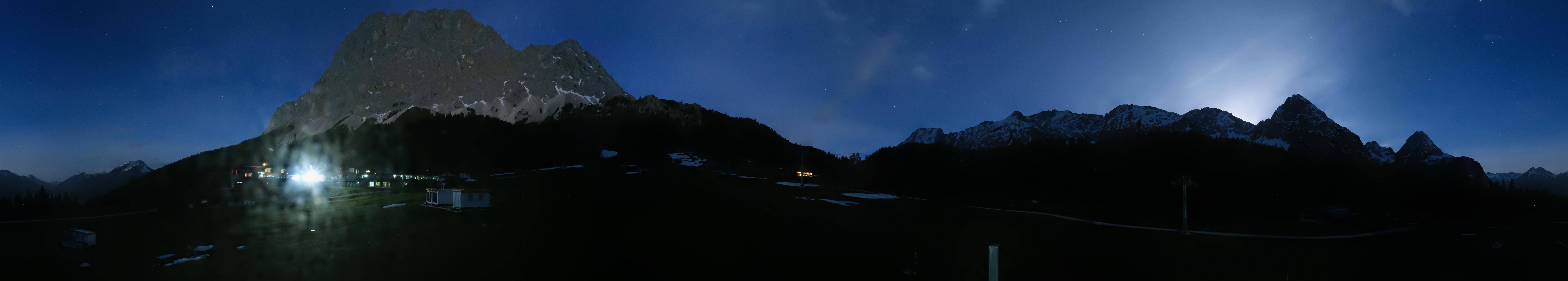 Archived image Webcam Panoramic view Ehrwalder Alm