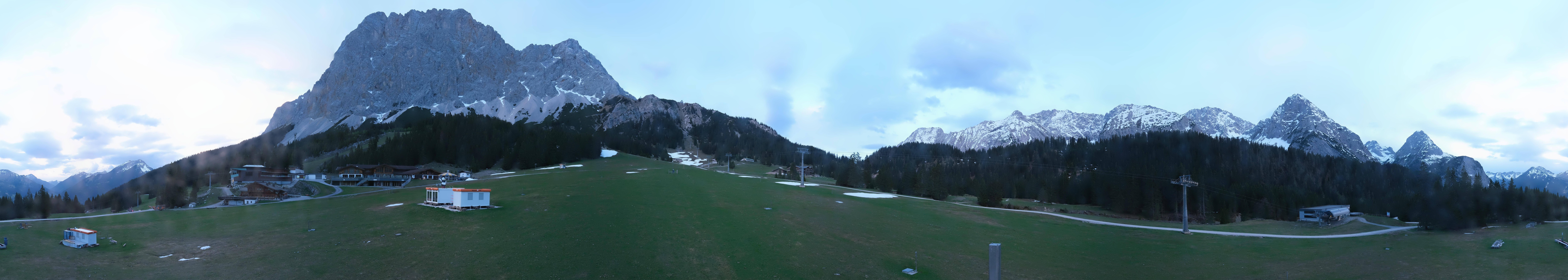 Archived image Webcam Panoramic view Ehrwalder Alm