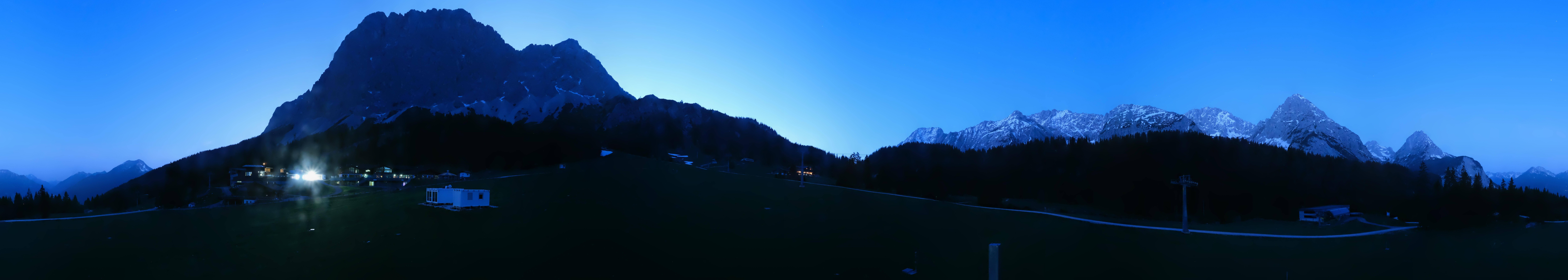 Archived image Webcam Panoramic view Ehrwalder Alm