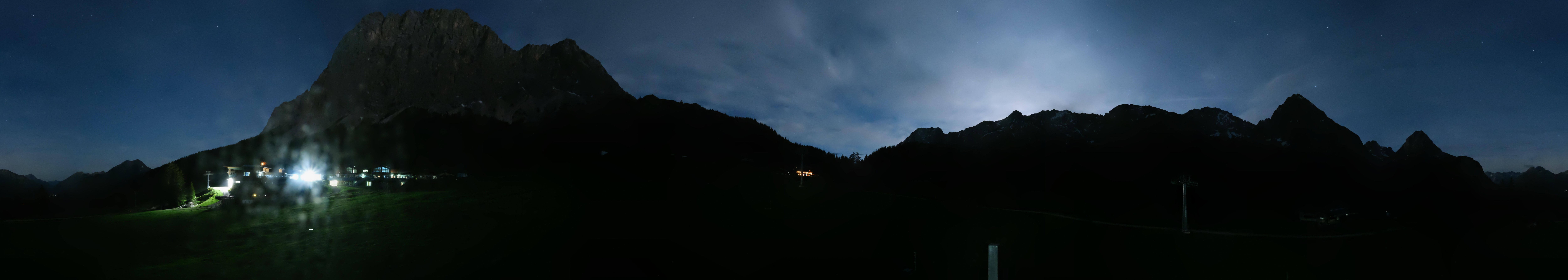 Archived image Webcam Panoramic view Ehrwalder Alm