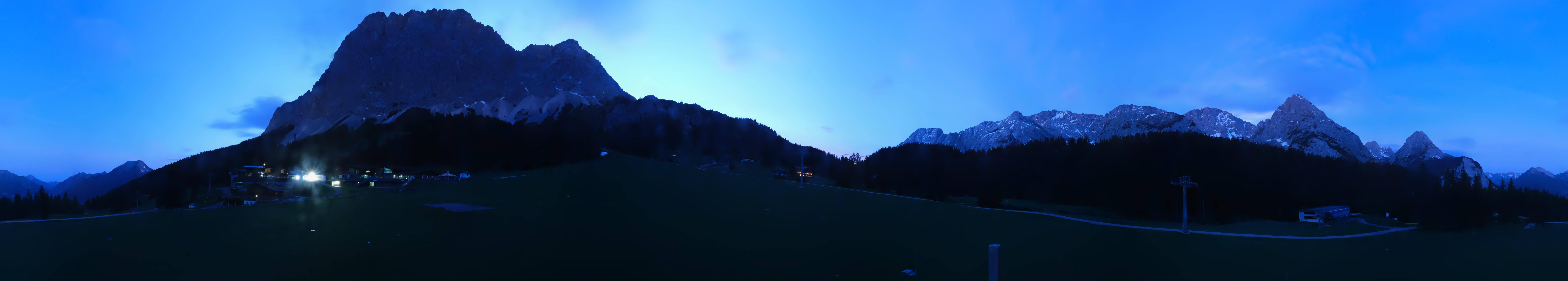Archived image Webcam Panoramic view Ehrwalder Alm