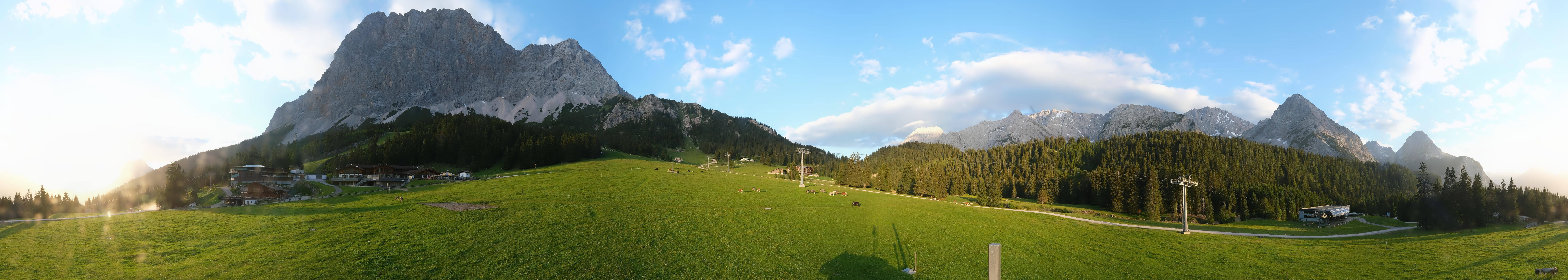 Archived image Webcam Panoramic view Ehrwalder Alm