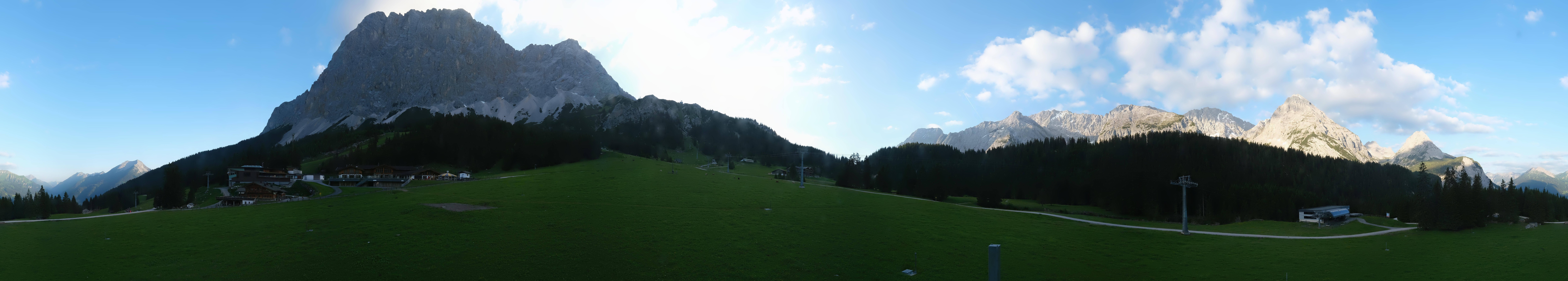 Archived image Webcam Panoramic view Ehrwalder Alm