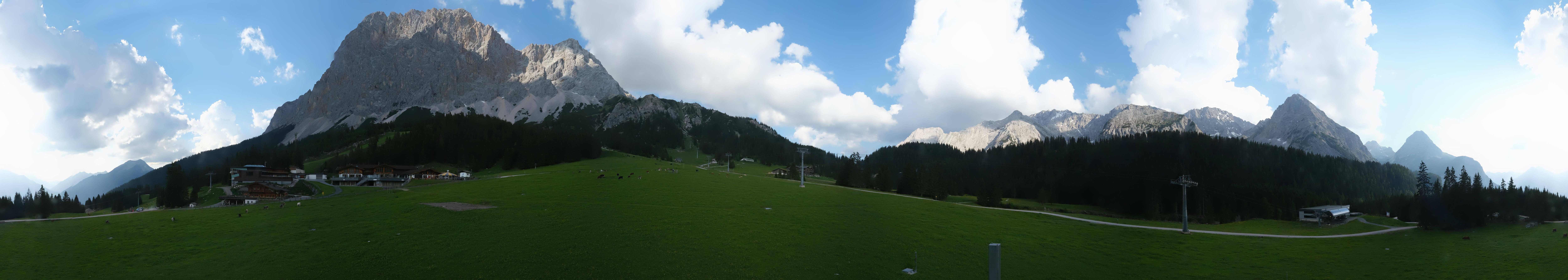 Archived image Webcam Panoramic view Ehrwalder Alm