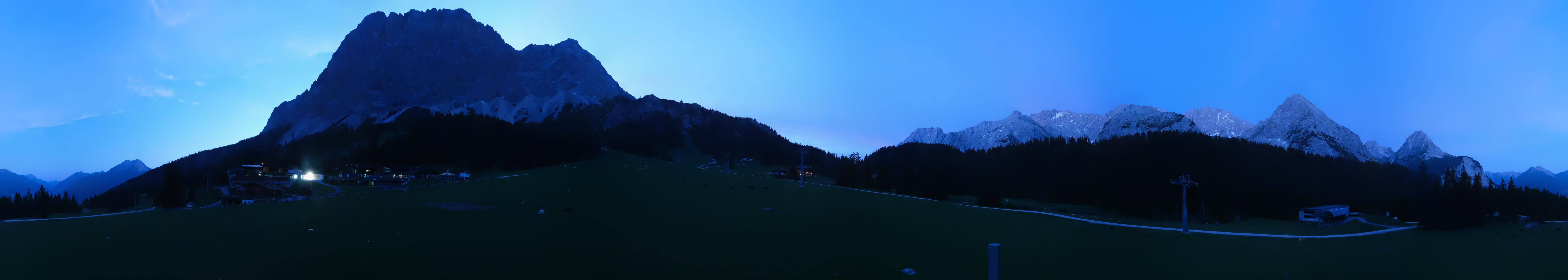 Archived image Webcam Panoramic view Ehrwalder Alm