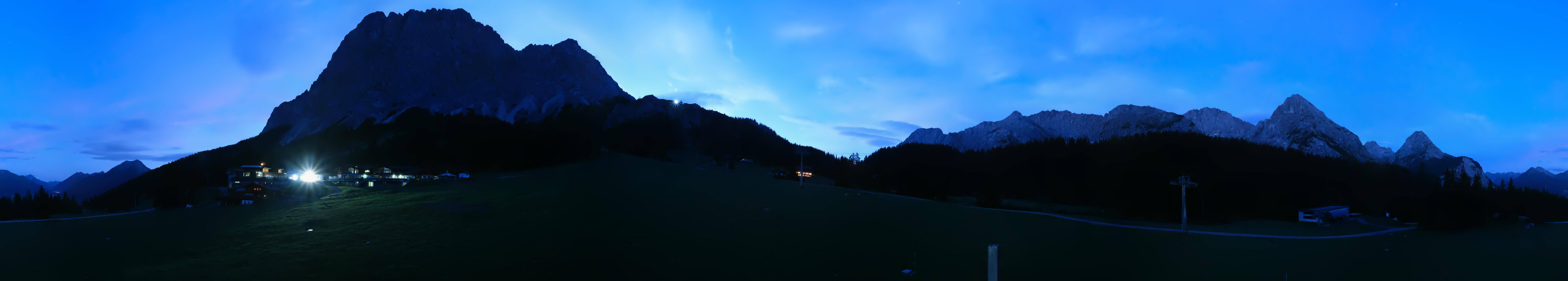 Archived image Webcam Panoramic view Ehrwalder Alm