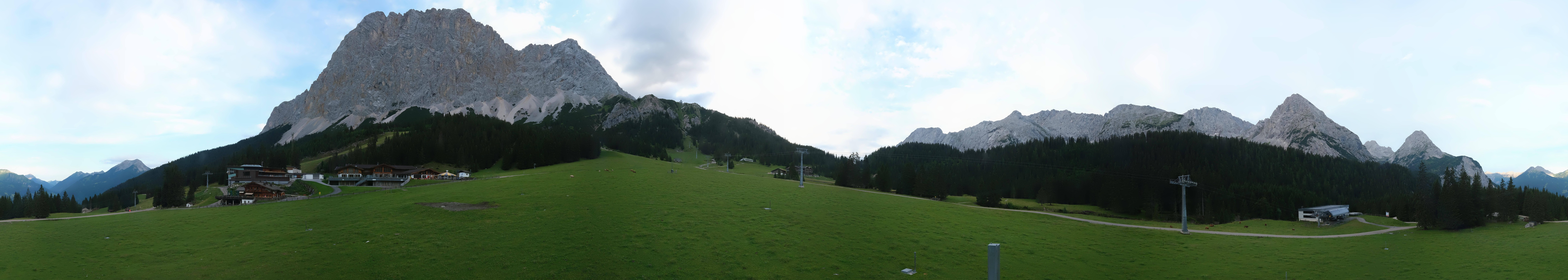 Archived image Webcam Panoramic view Ehrwalder Alm