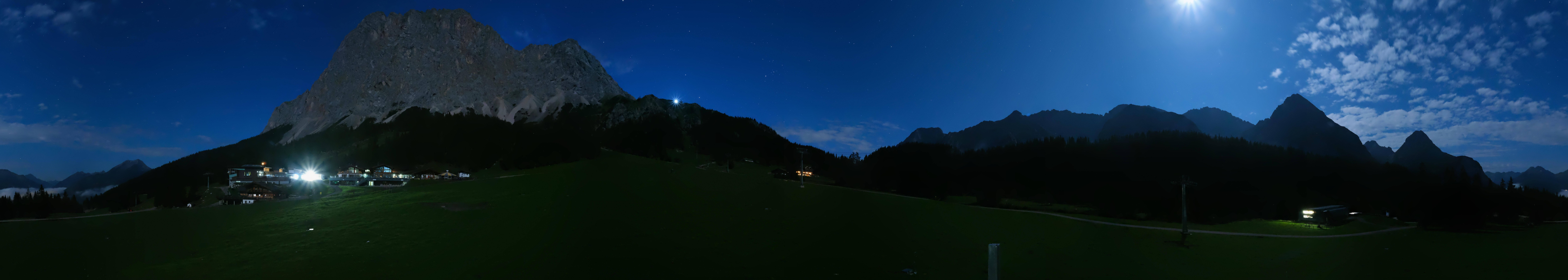 Archived image Webcam Panoramic view Ehrwalder Alm