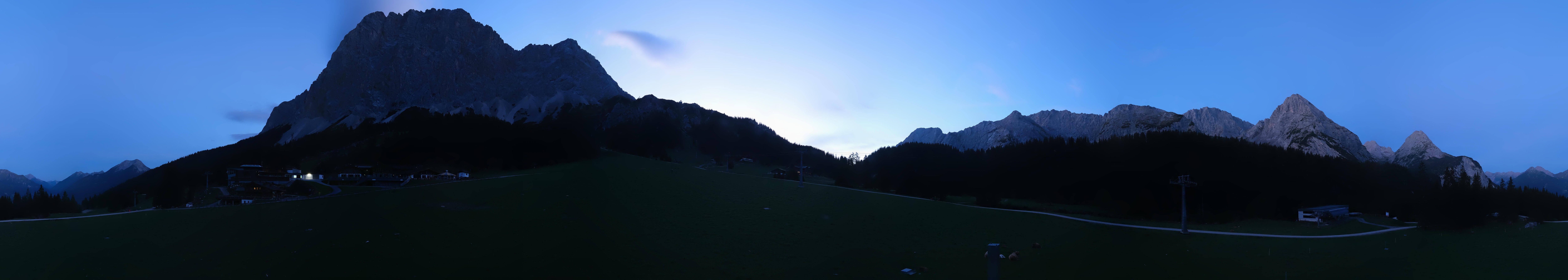 Archived image Webcam Panoramic view Ehrwalder Alm