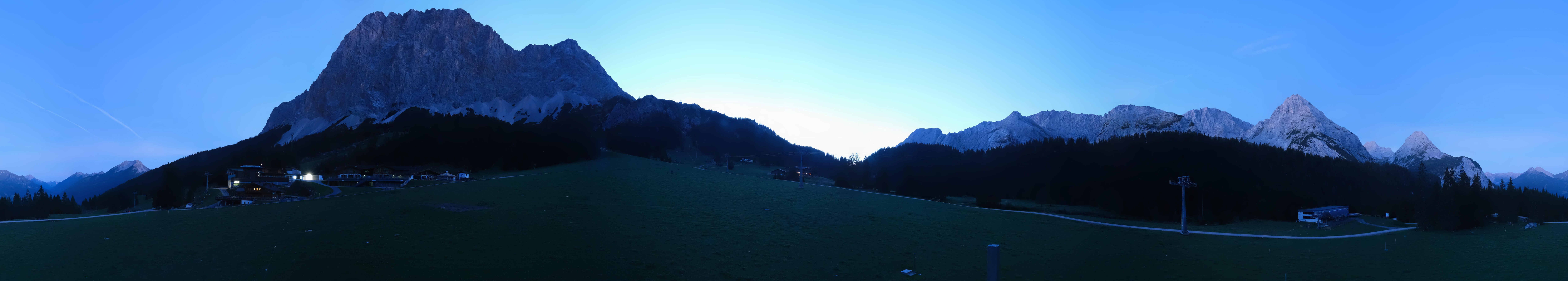 Archived image Webcam Panoramic view Ehrwalder Alm