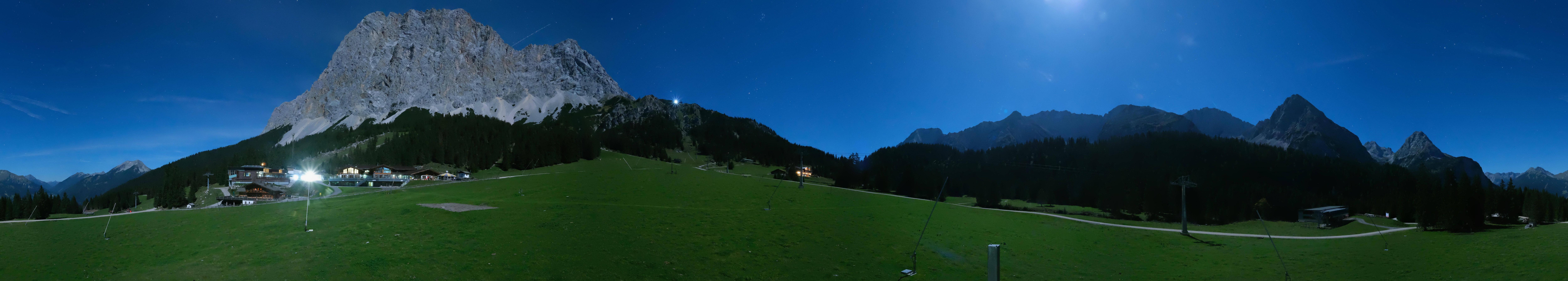 Archived image Webcam Panoramic view Ehrwalder Alm