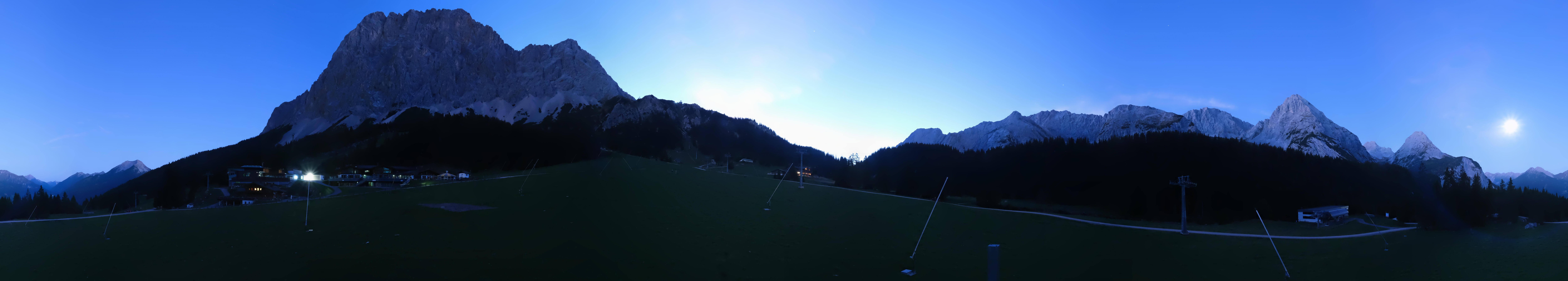 Archived image Webcam Panoramic view Ehrwalder Alm